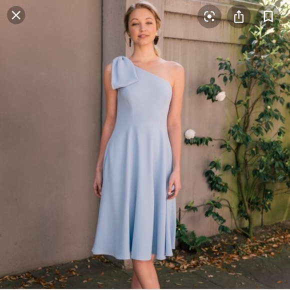 Gal Meets Glam Dresses & Skirts - NWT gal meets glam baby blue one shoulder dress